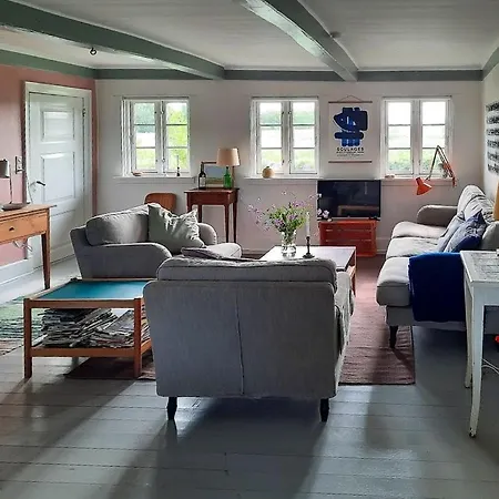 Holiday home Timber-framed Idyll With Views Of The Fields Humble