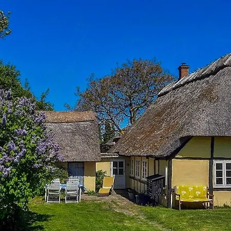 Timber-framed Idyll With Views Of The Fields *