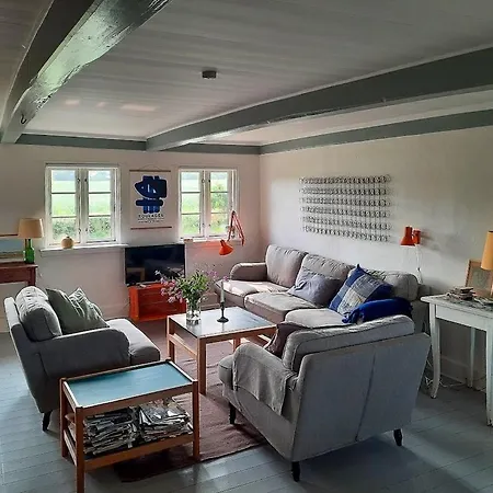 Holiday home Timber-framed Idyll With Views Of The Fields